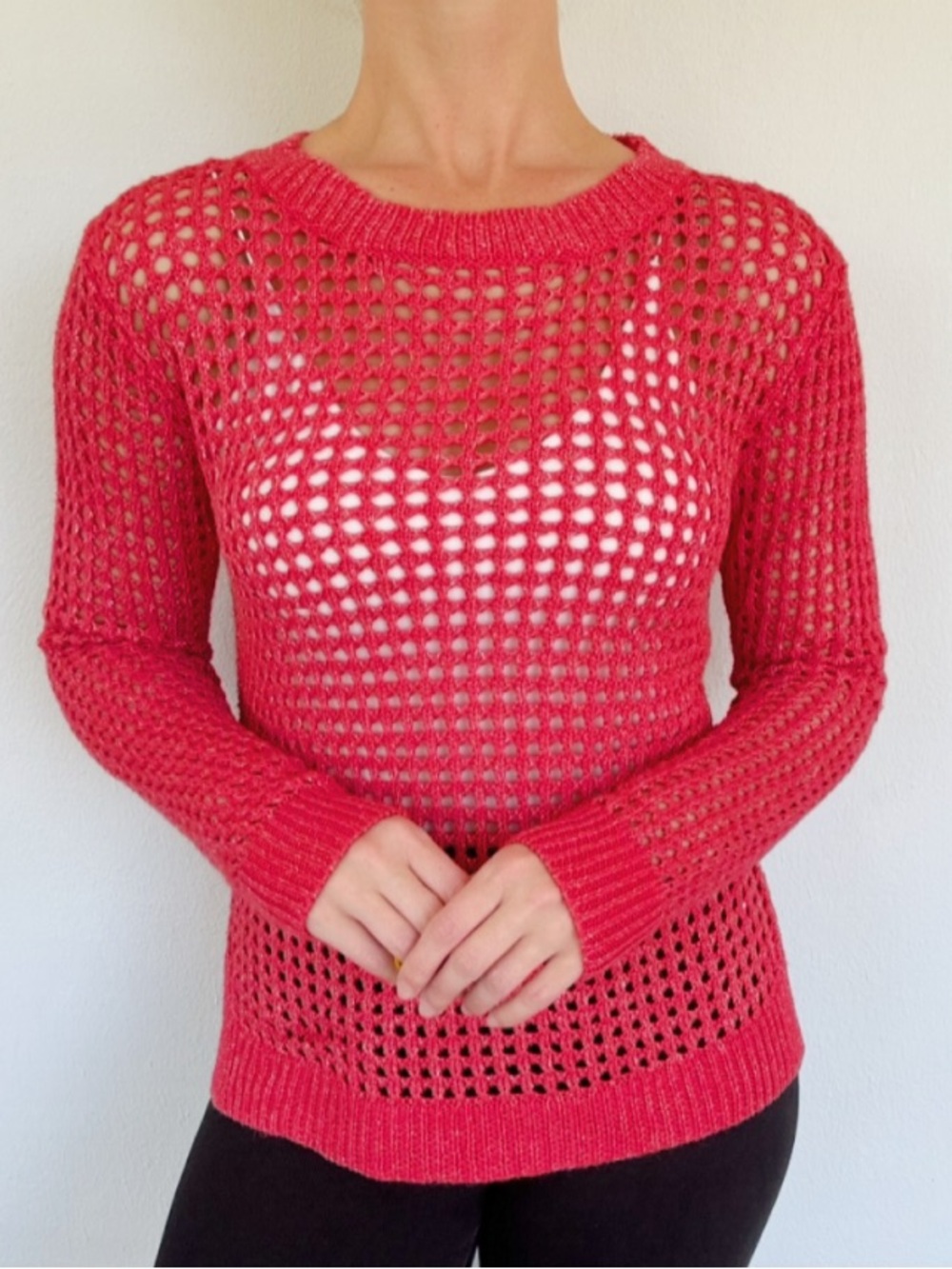 Aqua red metallic fishnet mesh knit long sleeve crewneck sweater size medium